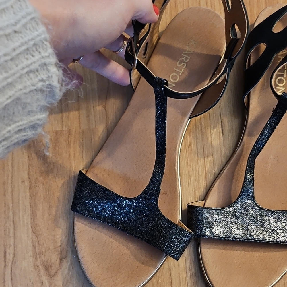 Karston Leather Metallic Sandals